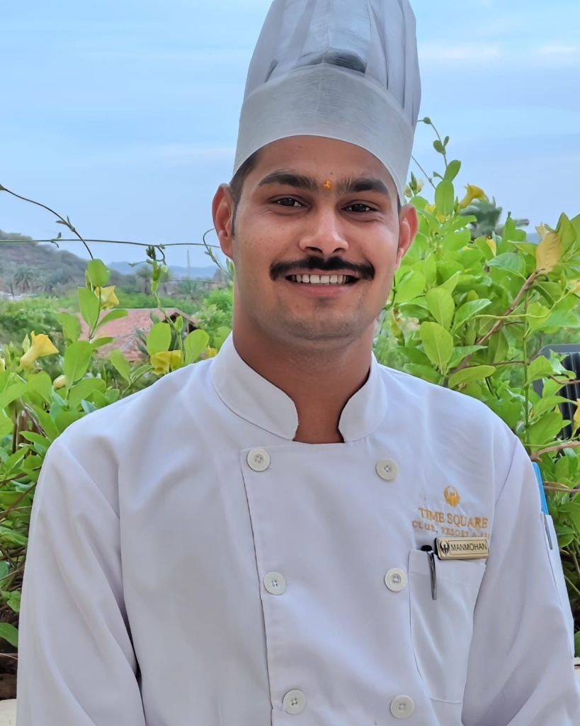 Monu Dhakad — Co-Owner & Executive Head Chef